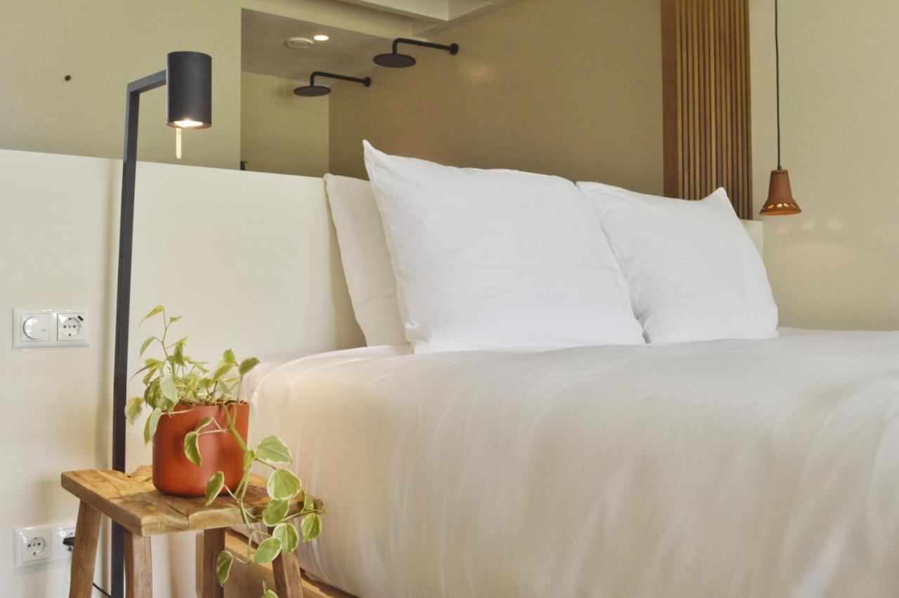 Van Heeckeren Apartments & Suites Nes Nes  Kültér fotó
