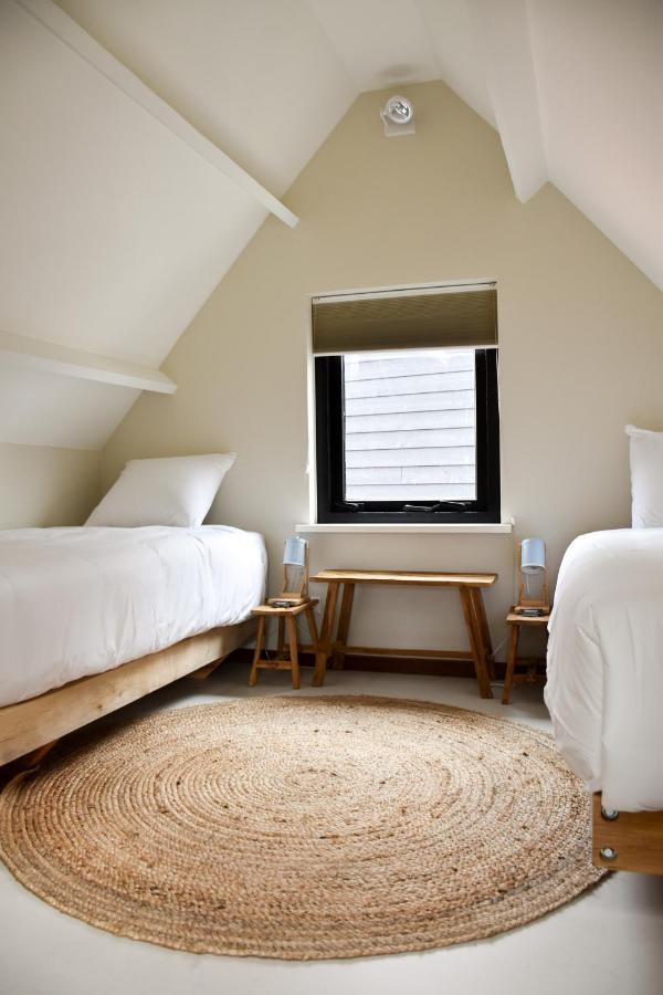 Van Heeckeren Apartments & Suites Nes Nes  Kültér fotó