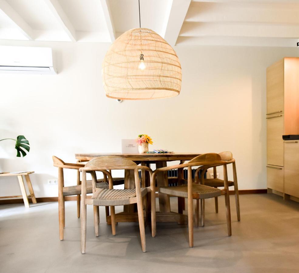 Van Heeckeren Apartments & Suites Nes Nes  Kültér fotó